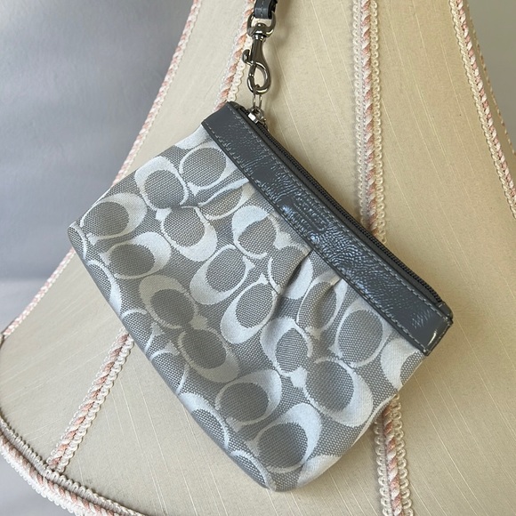 Coach Wristlet | Silver - Picture 2 of 5